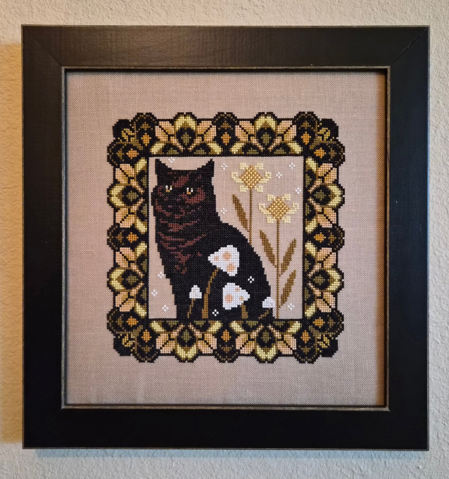 *PREORDER* Chonky Forest Kitty ~ The Artsy Housewife ~ Nashville Needlework Market 2026