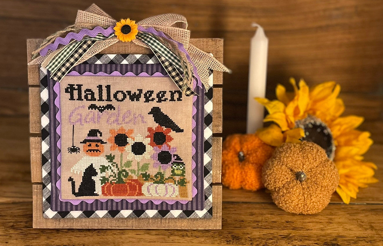 PRE-ORDER ** Halloween Garden ~ Needlework Marketplace 2025 ~ Mani di Donna