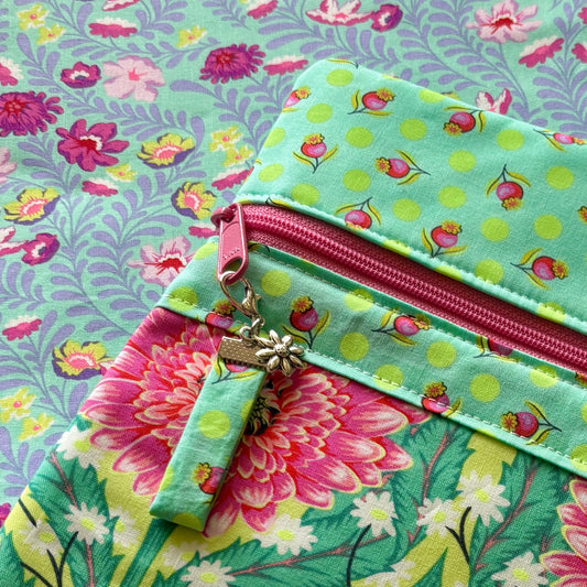 Tula Florals ~ Fabric Front Project Bag ~ BellaRose Needleworks