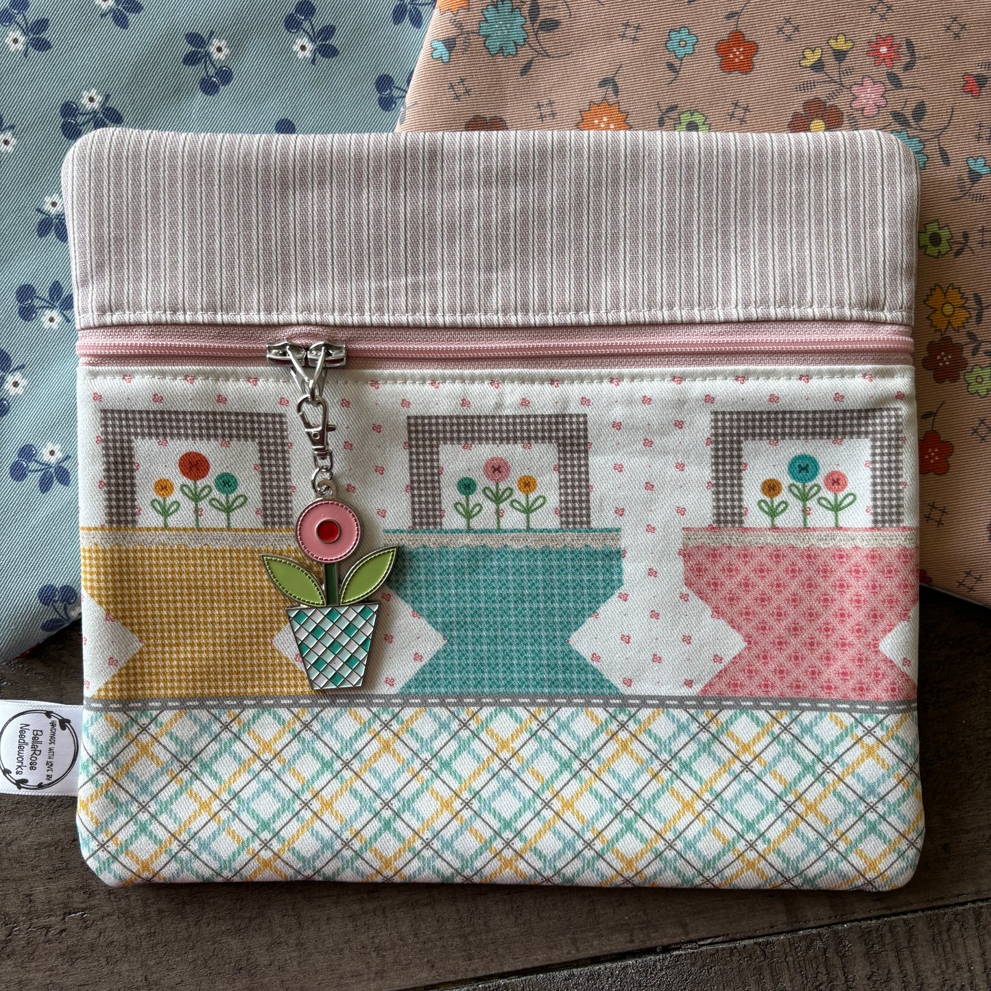 Zippy Bags Minis! ~ Fabric Front Project Bag ~ BellaRose Needleworks