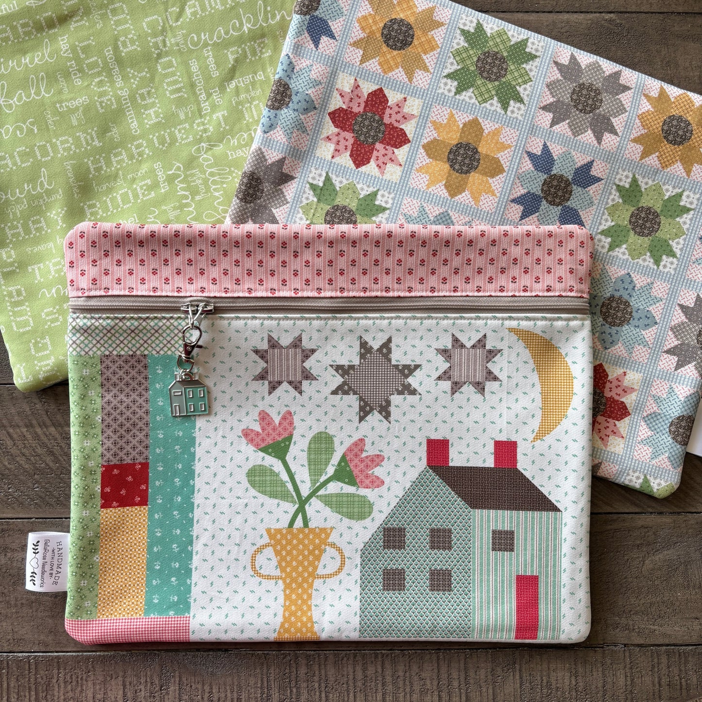 Zippy Bags, Too! ~ Fabric Front Project Bag ~ BellaRose Needleworks