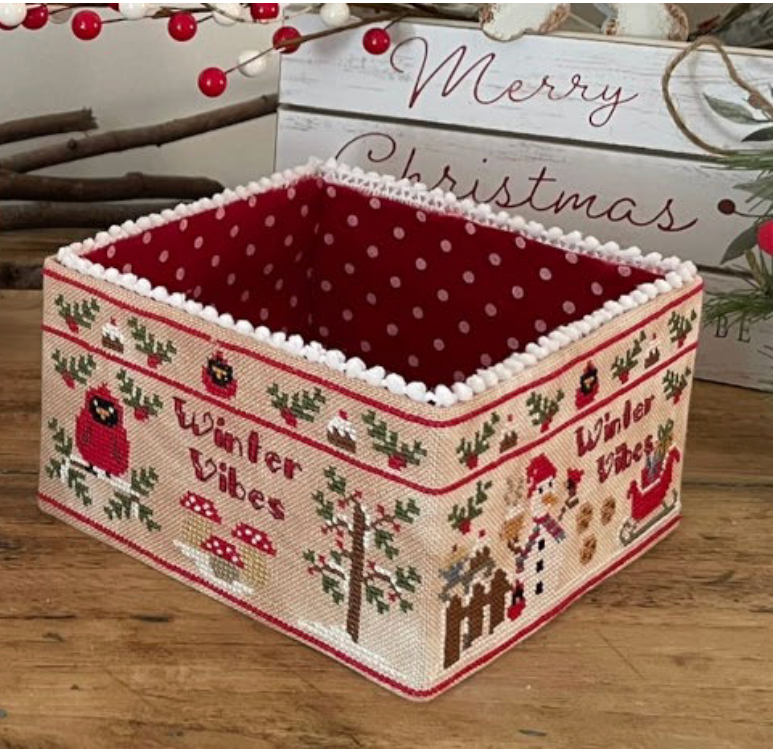 Winter Vibes Sewing Basket ~ Mani di Donna