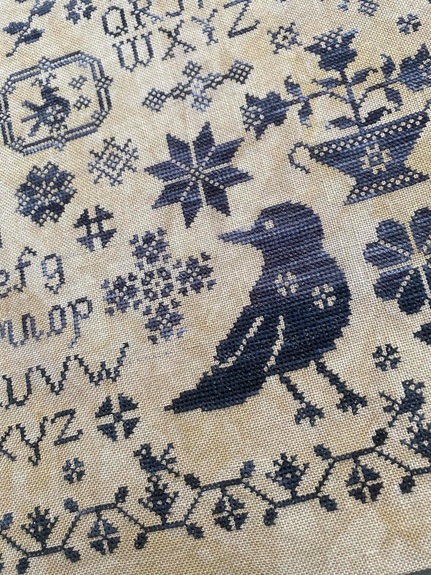 Black Bird Sampler ~ Pansy Patch Quilts & Stitchery