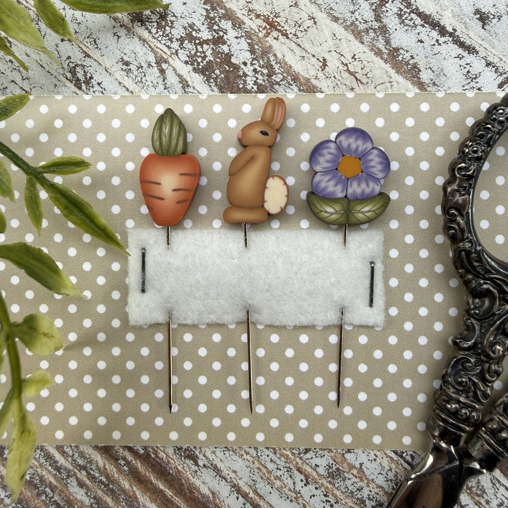 *PREORDER* Carrot Party Pin Set ~ Puntini Puntini ~ Nashville Needlework Market 2026