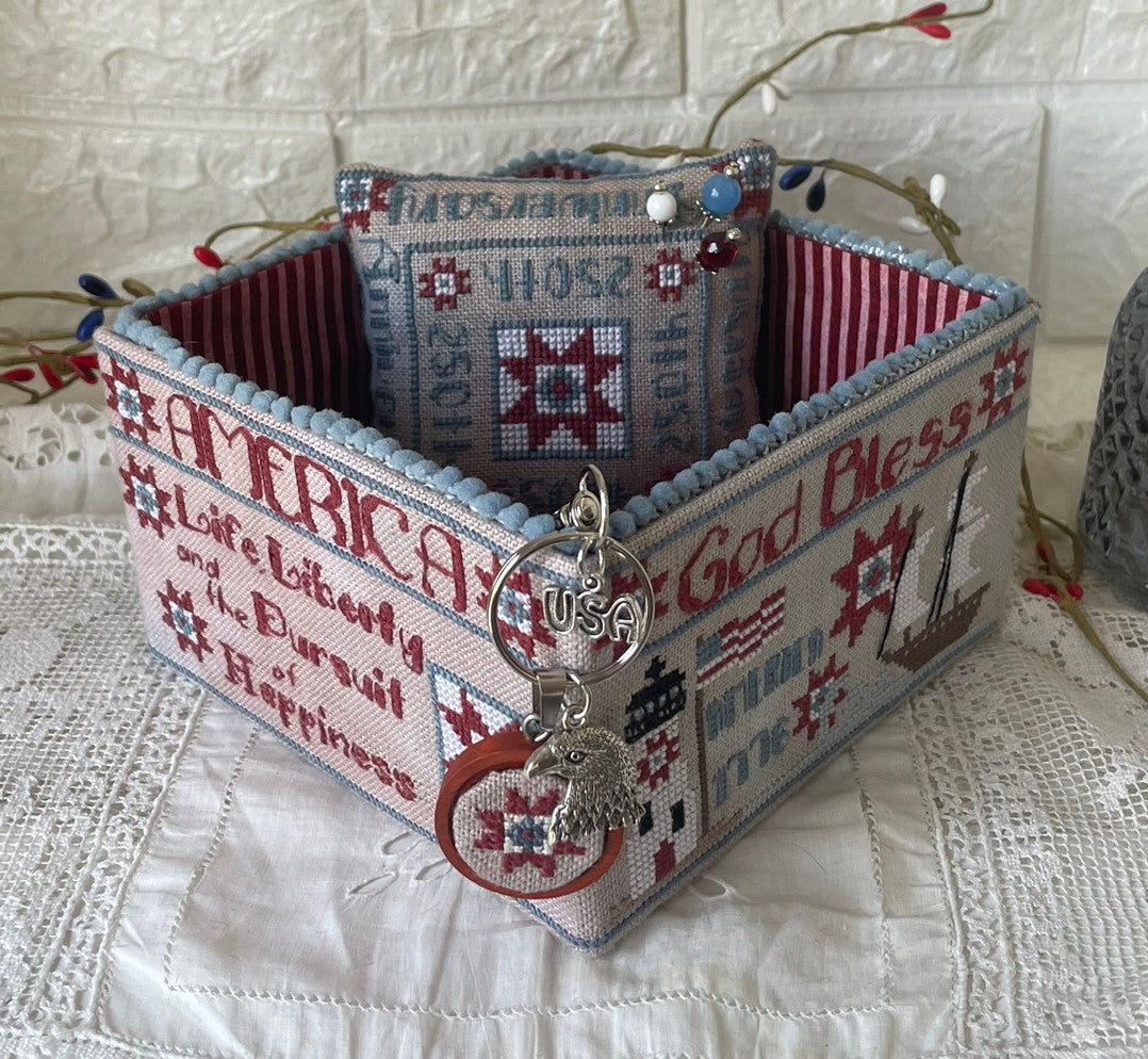 *PREORDER* American Patriotic Sewing Basket and Accessories ~ Market Exclusive ~ Mani di Donna ~ Nashville Needlework Market 2026