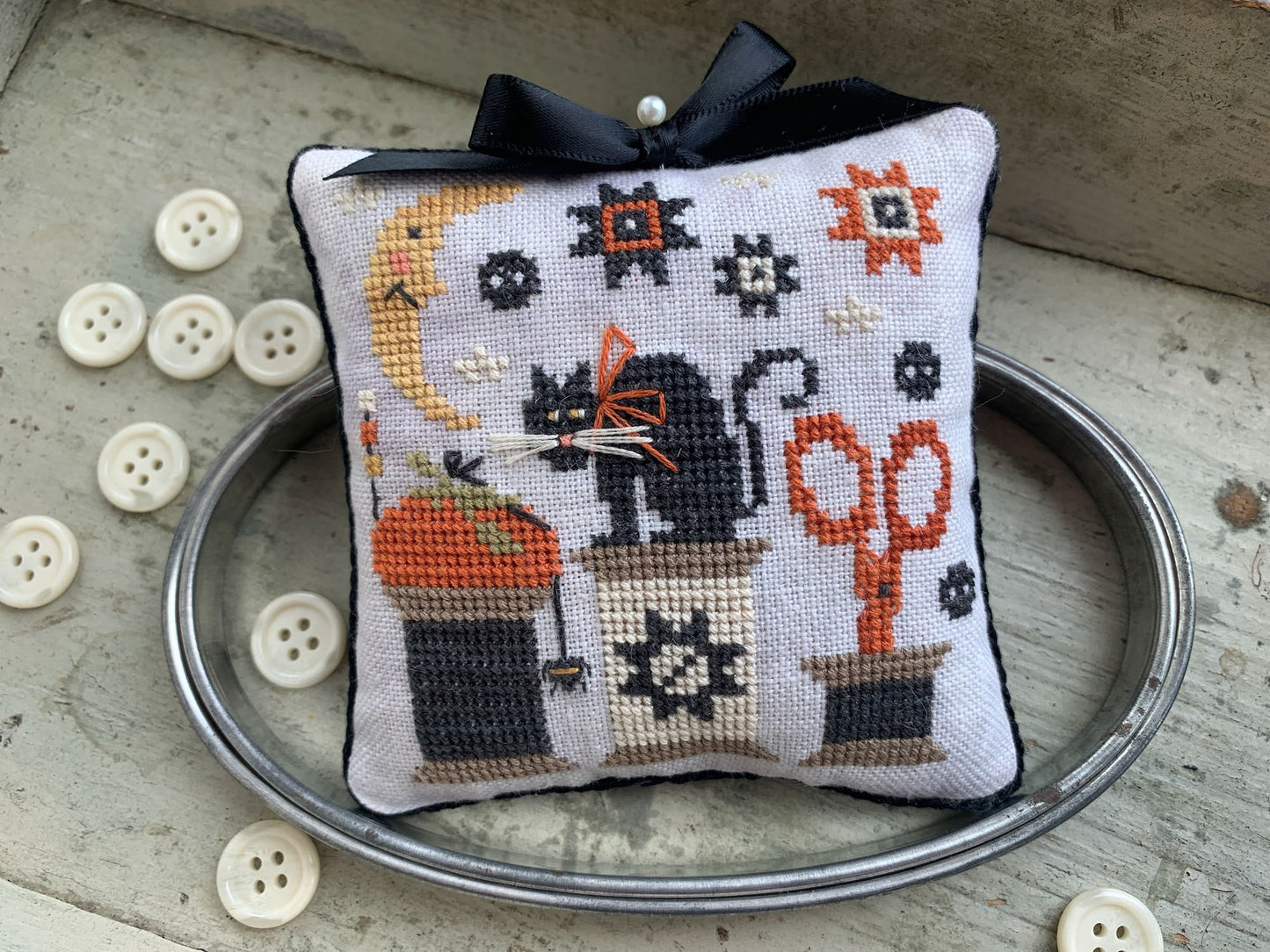 * PREORDER * Halloween Spools Pinkeep ~ Stitches by Ethel ~ Needlework Marketplace 2026