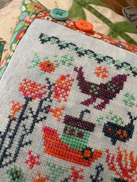 *PREORDER* Houseboat Hangout ~ Beneath the Waves Palette ~ Pansy Patch Quilts and Stitchery ~ Nashville Needlework Market 2026