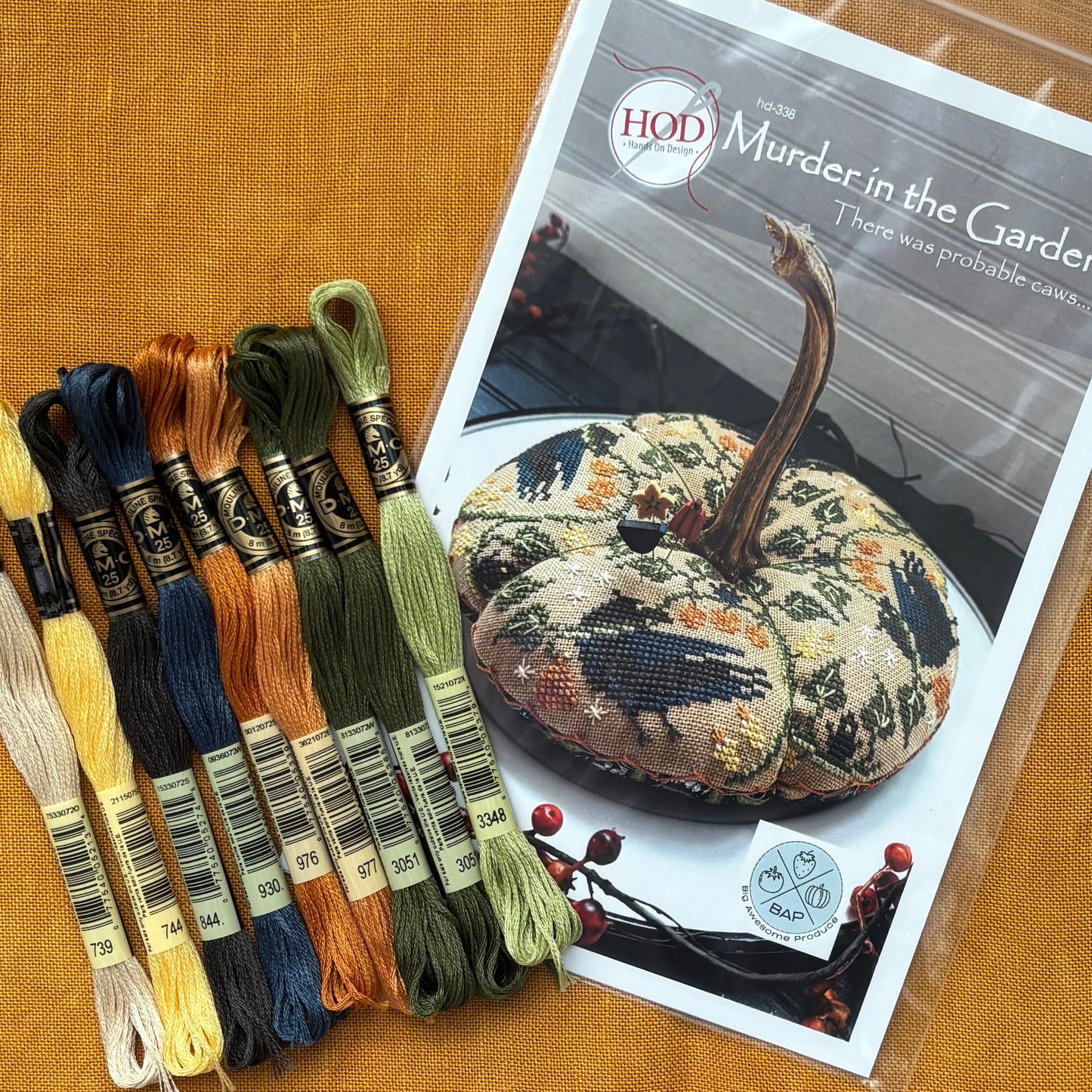 Murder in the Garden ~ Chart, Floss and Pin Mini Pack ~ Hands on Design