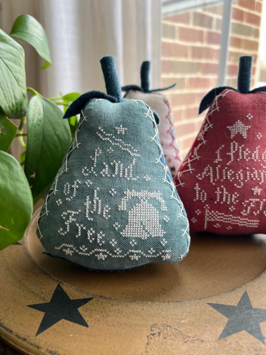 *PREORDER* Patriotic Pears ~ Market Exclusive ~ Annie Beez Folk Art ~ Nashville Needlework Market 2026