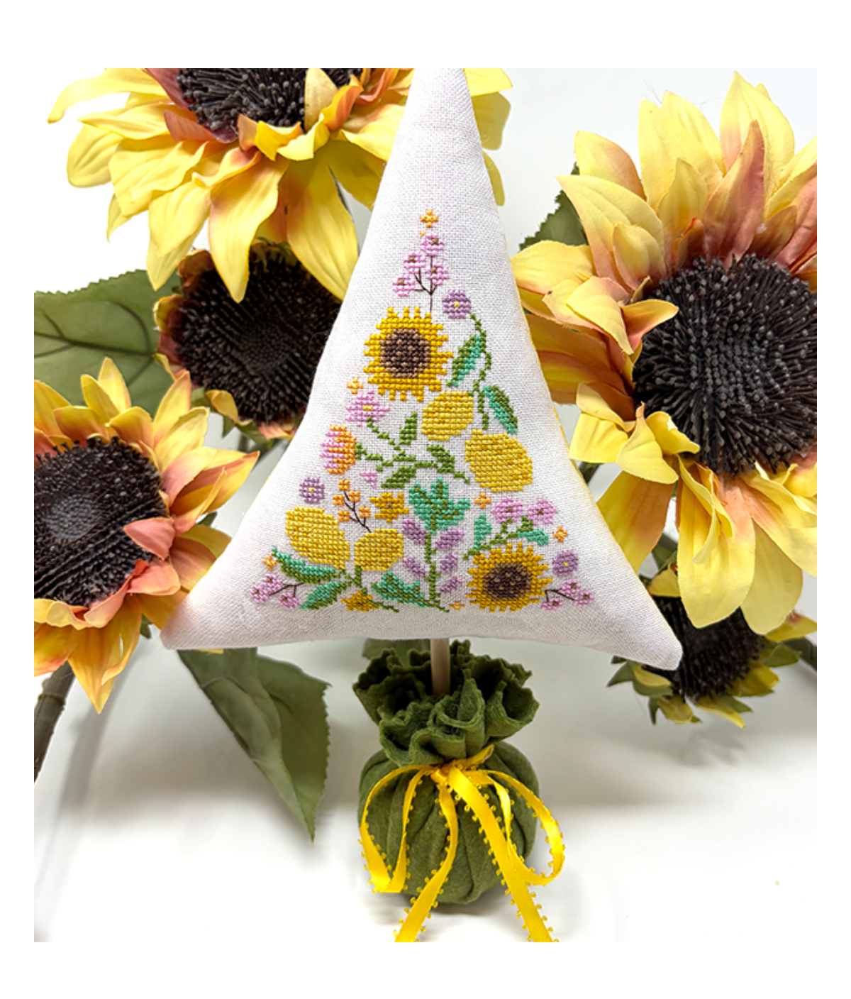 * PREORDER * Summer Foliage Tree ~ Tiny Modernist ~ Needlework Marketplace 2026