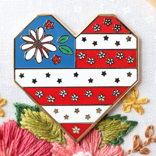 Sweet Freedom Heart Flag Needle Minder ~ Flamingo Toes