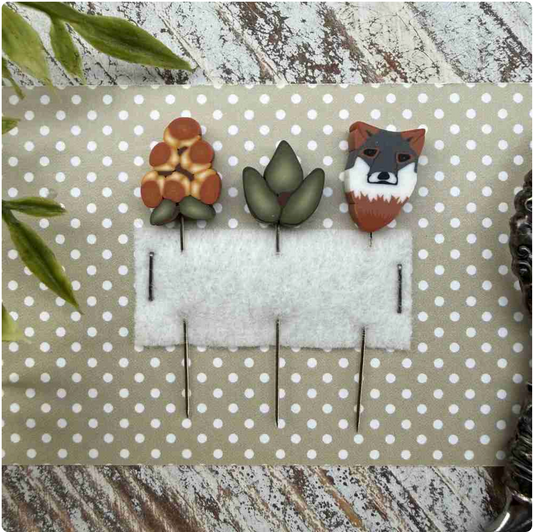 * PREORDER * Trunk Town Pin Set ~ Puntini Puntini