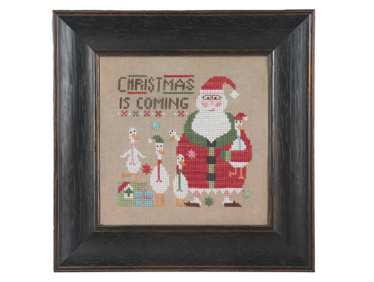 Wee Santa 2025 ~ Heart in Hand Needleart