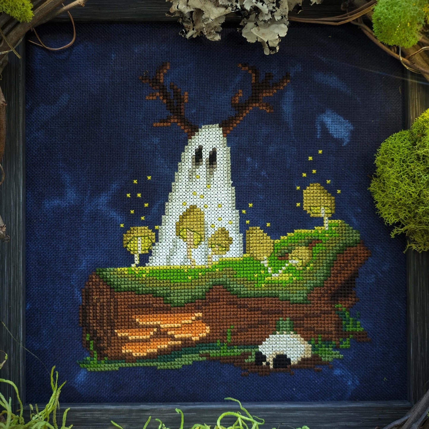 Ghostly Guardian ~ The Stitch Crypt
